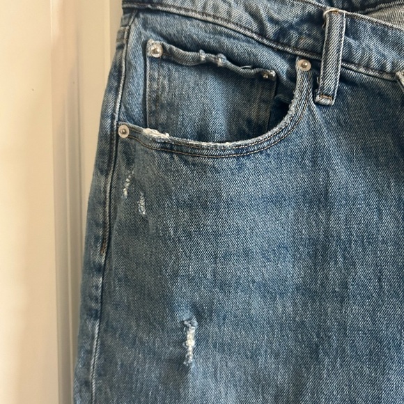 Abercrombie & Fitch Ultra High Rise 90s Straight Jean 32\14 - Picture 4 of 8
